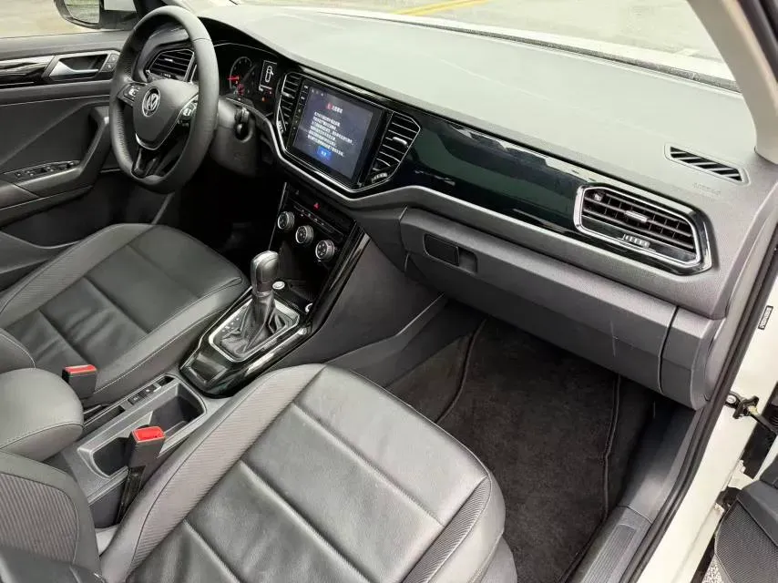 2018 Borgward BX7 2.0T 224HP L4 6AT,autocango,china used car exporter,china ev exporter,chinese used car exporter,chinese used ev exporter