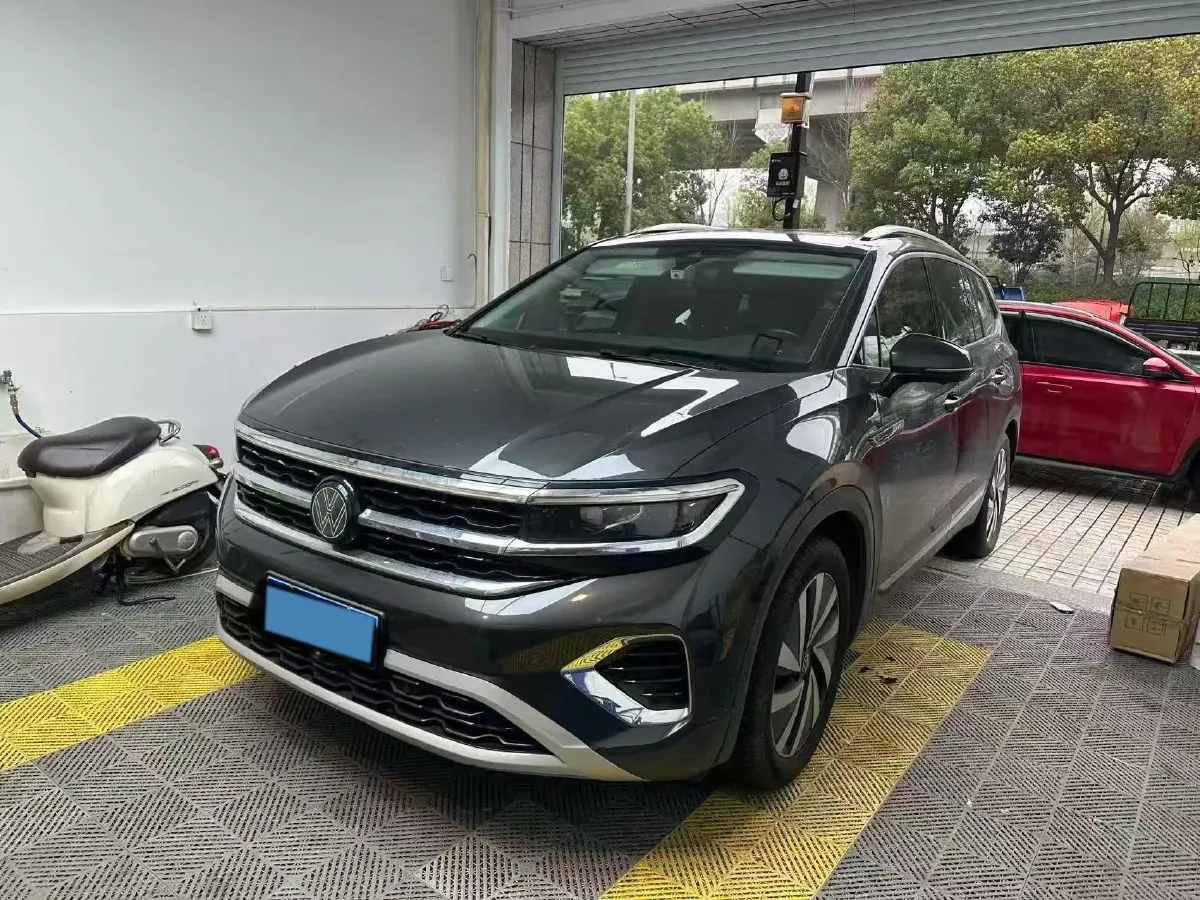 2021 Volkswagen Talagon 2.0T 220HP L4 7DCT,autocango,china used car exporter,china ev exporter,chinese used car exporter,chinese used ev exporter
