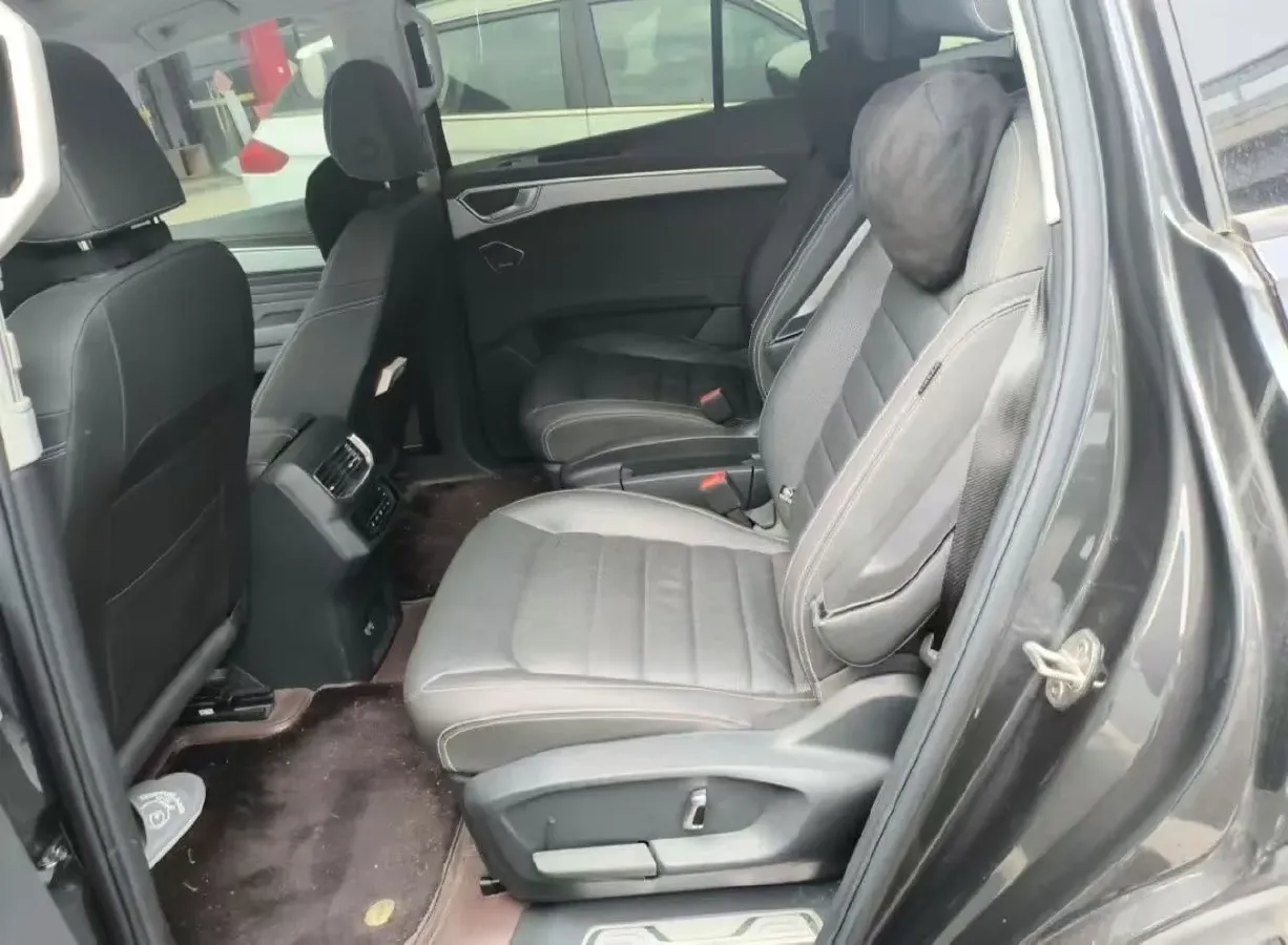 2021 Volkswagen Talagon 2.0T 220HP L4 7DCT,autocango,china used car exporter,china ev exporter,chinese used car exporter,chinese used ev exporter