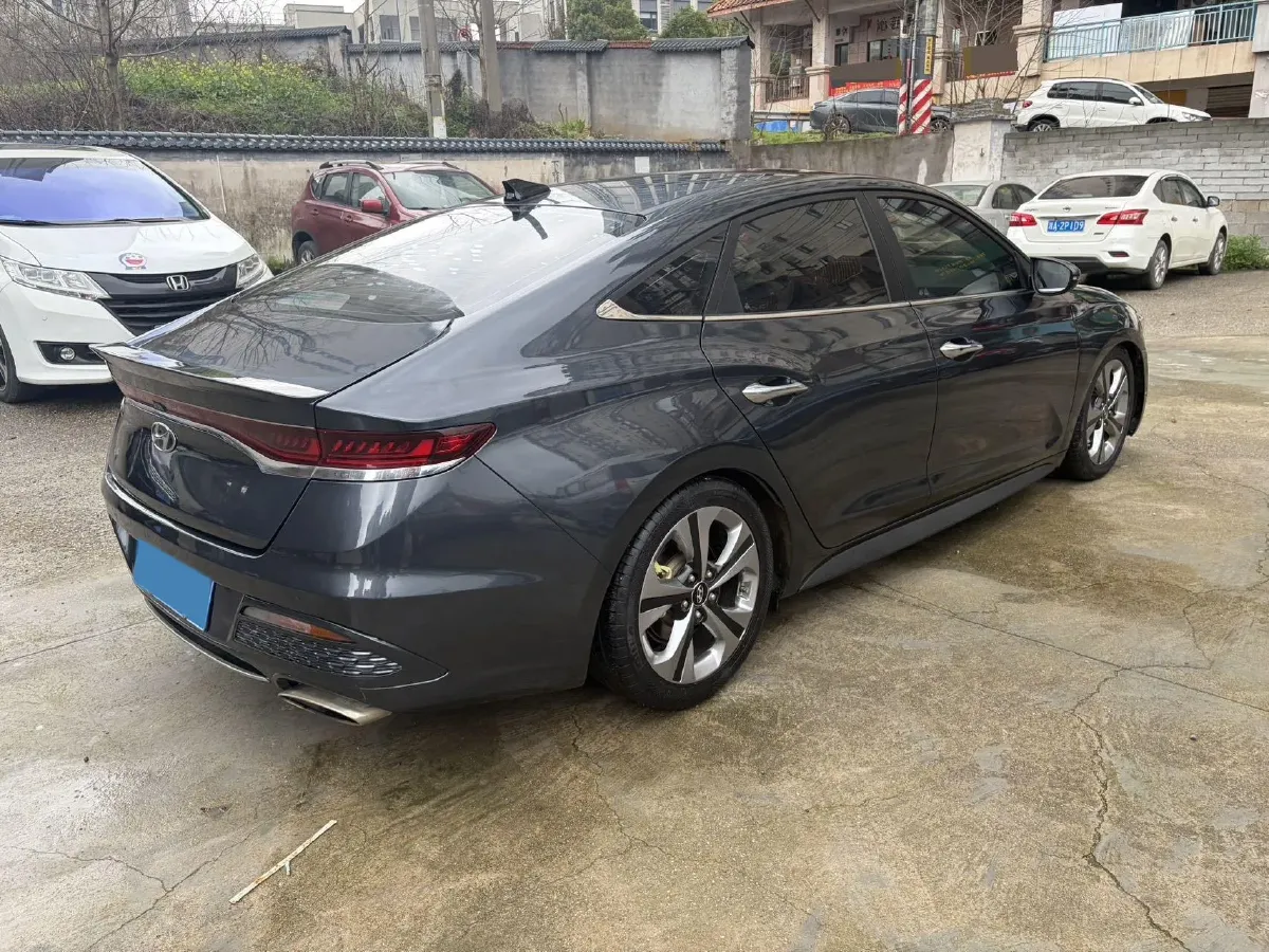2019 Hyundai La Festa 1.6T 204HP L4 7DCT,autocango,china used car exporter,china ev exporter,chinese used car exporter,chinese used ev exporter