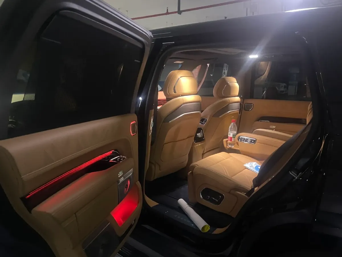 2025 Zeekr 9X 2.0T 279HP L4 1DHT PHEV,autocango,china used car exporter,china ev exporter,chinese used car exporter,chinese used ev exporter