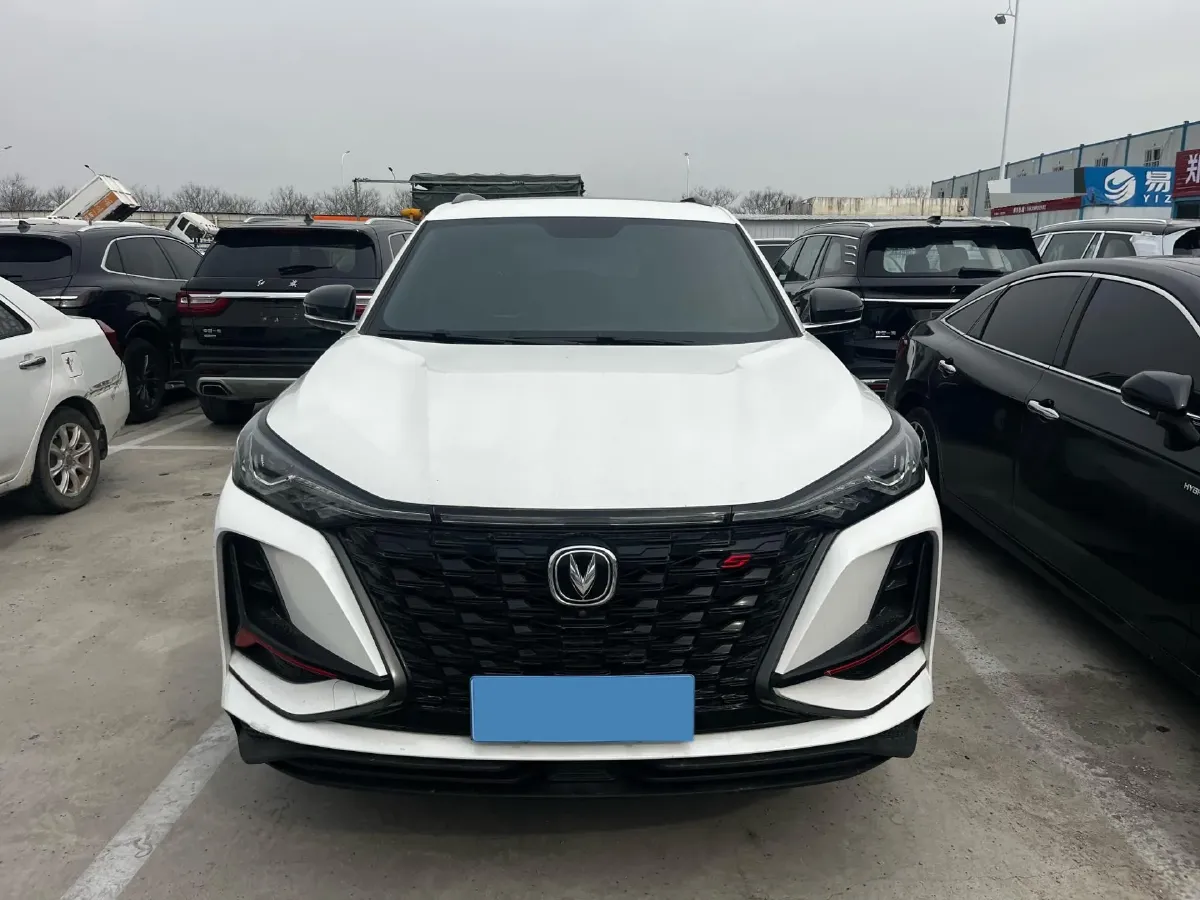 2022 ChangAn CS75 Plus 1.5T 178HP L4 6AT,autocango,china used car exporter,china ev exporter,chinese used car exporter,chinese used ev exporter