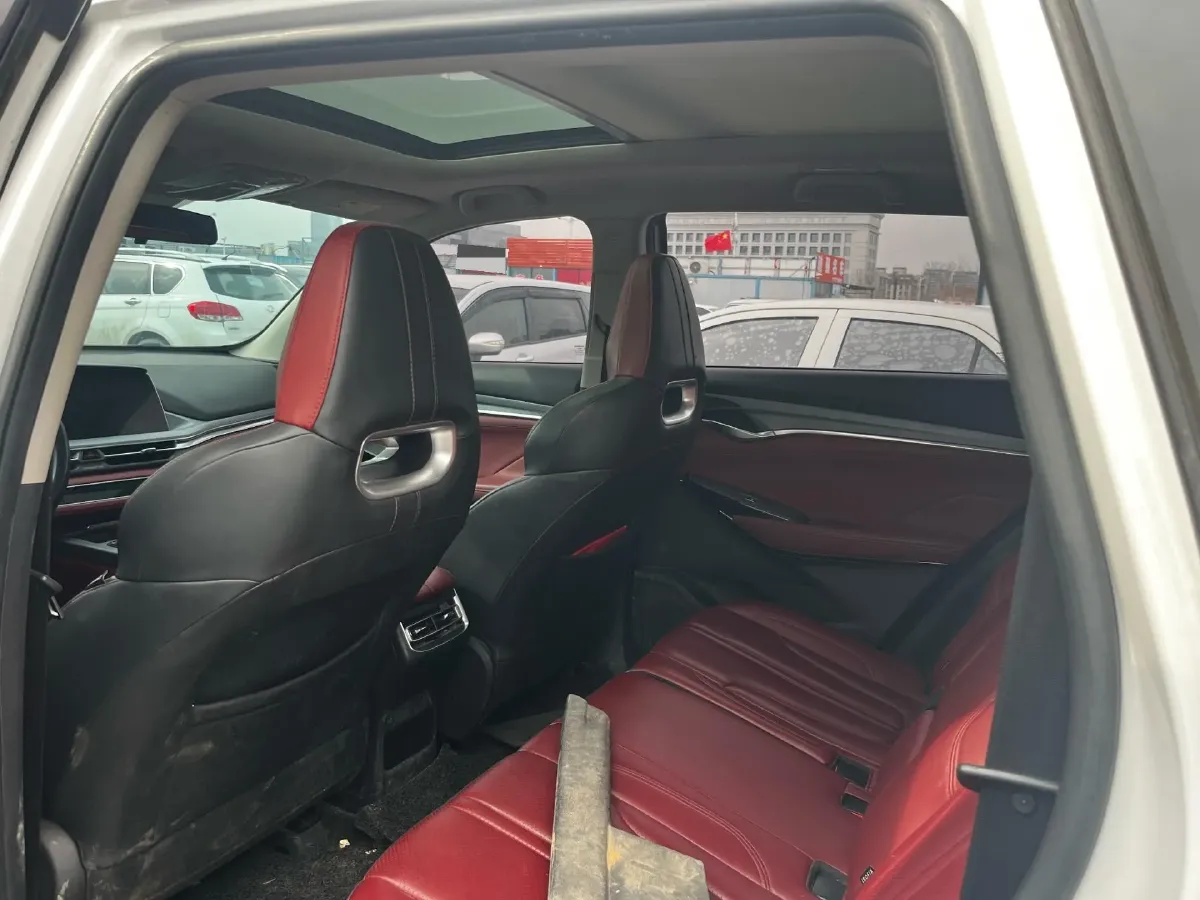 2022 ChangAn CS75 Plus 1.5T 178HP L4 6AT,autocango,china used car exporter,china ev exporter,chinese used car exporter,chinese used ev exporter