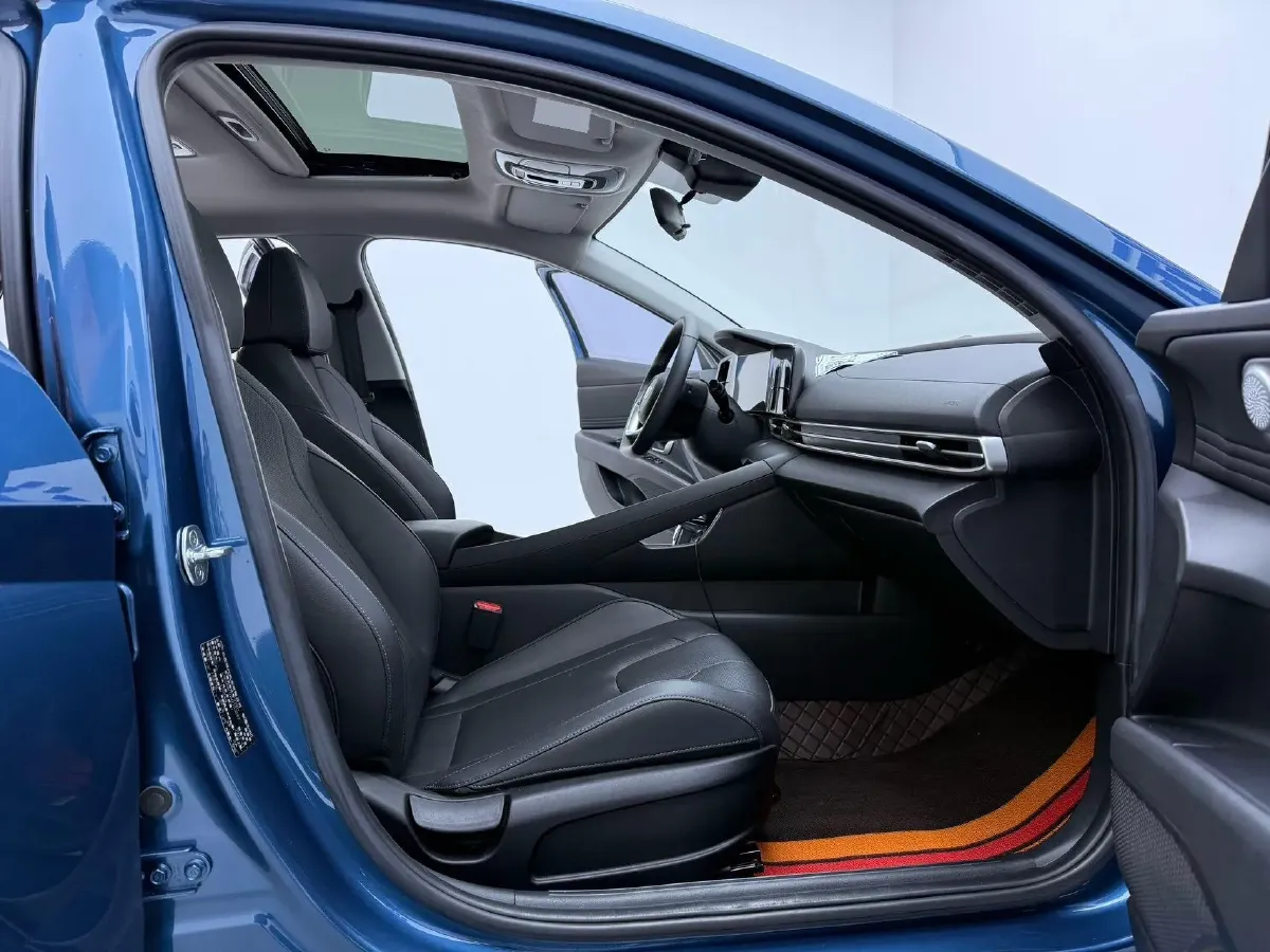 2021 Hyundai Elantra 1.5L 115HP L4 CVT,autocango,china used car exporter,china ev exporter,chinese used car exporter,chinese used ev exporter