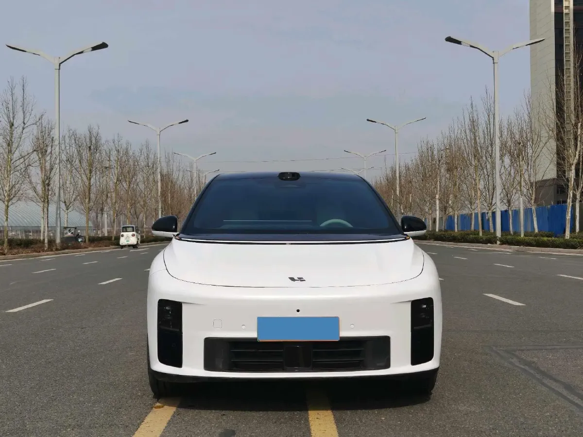 2025 Li i6 BEV,autocango,china used car exporter,china ev exporter,chinese used car exporter,chinese used ev exporter