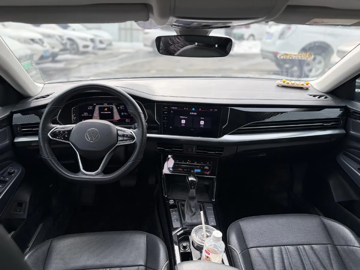 2023 Volkswagen Passat 2.0T 186HP L4 7DCT,autocango,china used car exporter,china ev exporter,chinese used car exporter,chinese used ev exporter