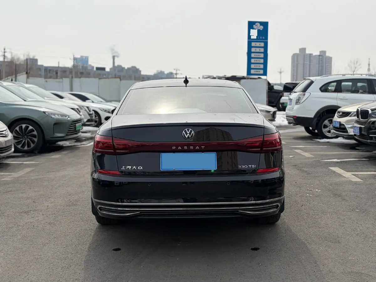 2023 Volkswagen Passat 2.0T 186HP L4 7DCT,autocango,china used car exporter,china ev exporter,chinese used car exporter,chinese used ev exporter
