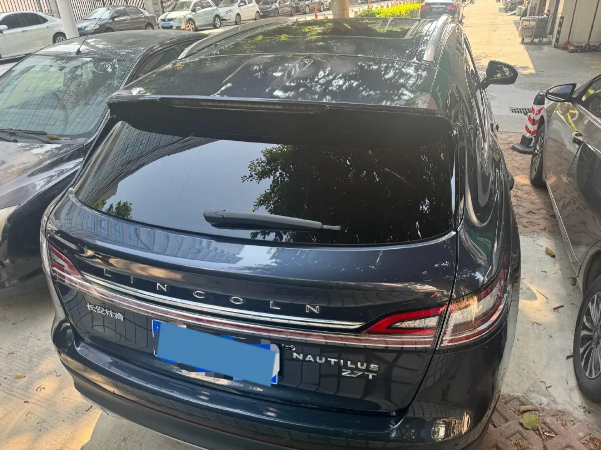 2022 Lincoln Nautilus 2.7T 322HP V6 8AT,autocango,china used car exporter,china ev exporter,chinese used car exporter,chinese used ev exporter