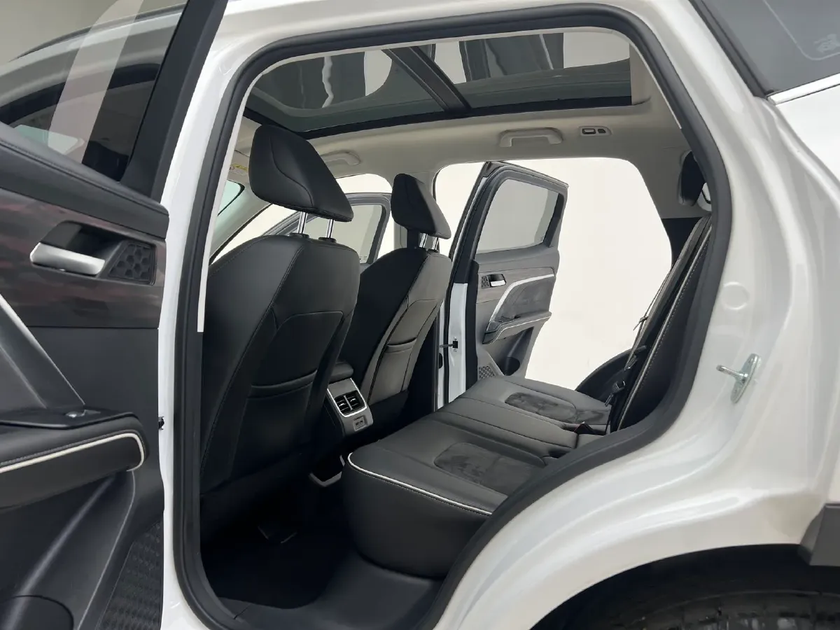 2023 Haval H6 1.5T 150HP L4 7DCT,autocango,china used car exporter,china ev exporter,chinese used car exporter,chinese used ev exporter