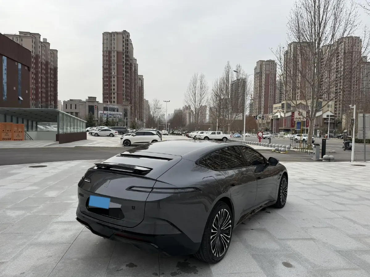 2025 Avatr 12 1.5T 156HP L4 REEV,autocango,china used car exporter,china ev exporter,chinese used car exporter,chinese used ev exporter