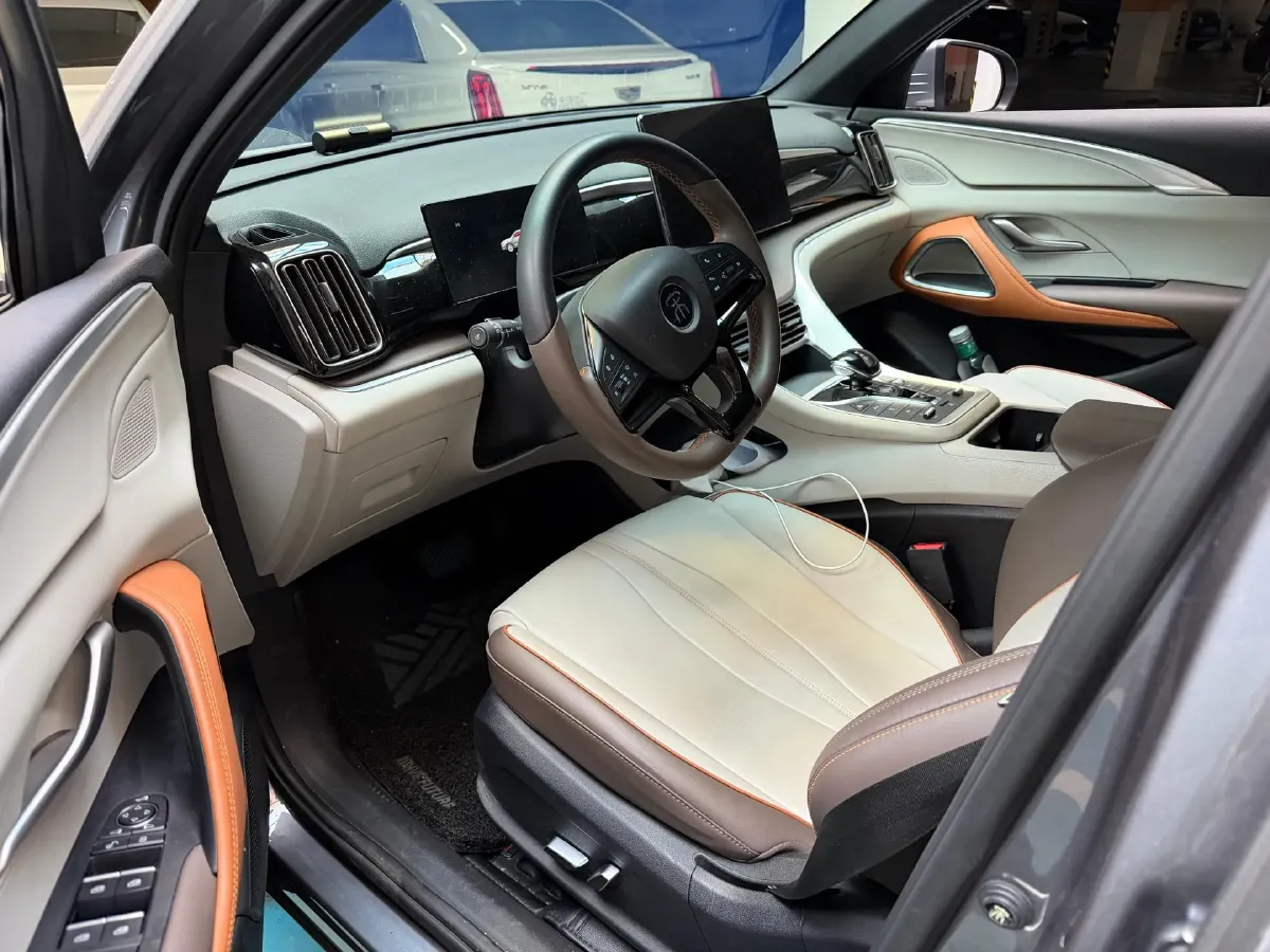 2022 Geely JiaJi 1.5T 177HP L3 7DCT PHEV 15.5KWH,autocango,china used car exporter,china ev exporter,chinese used car exporter,chinese used ev exporter