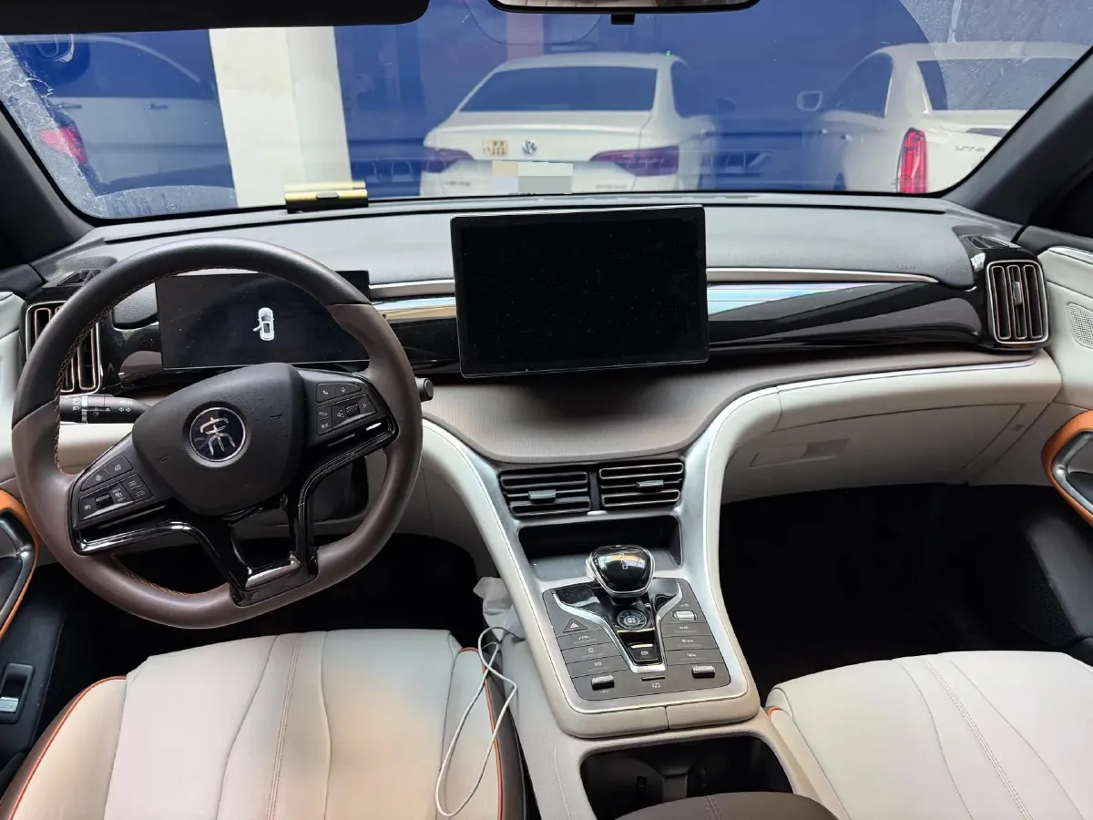 2022 Geely JiaJi 1.5T 177HP L3 7DCT PHEV 15.5KWH,autocango,china used car exporter,china ev exporter,chinese used car exporter,chinese used ev exporter