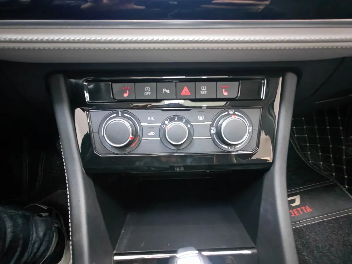 2023 Jetta VS5 1.4T 150HP L4 6AT,autocango,china used car exporter,china ev exporter,chinese used car exporter,chinese used ev exporter