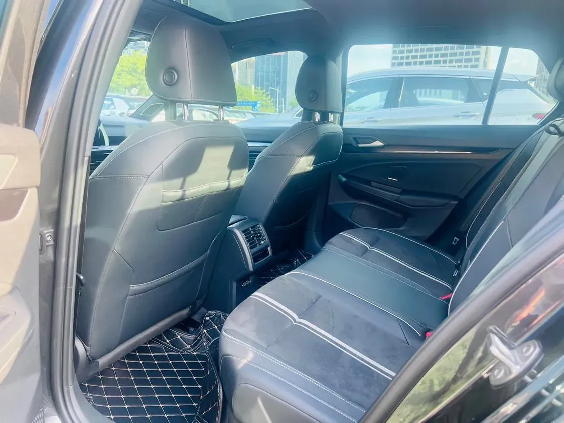 2023 Volkswagen Golf 1.4T 150HP L4 7DCT,autocango,china used car exporter,china ev exporter,chinese used car exporter,chinese used ev exporter