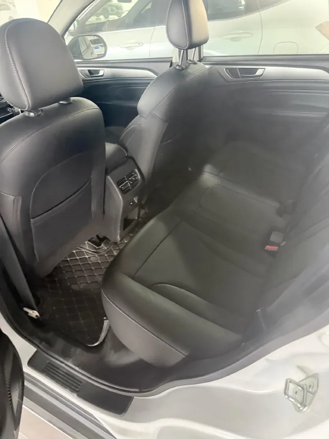 2022 Haval H6 1.5T 184HP L4 7DCT,autocango,china used car exporter,china ev exporter,chinese used car exporter,chinese used ev exporter