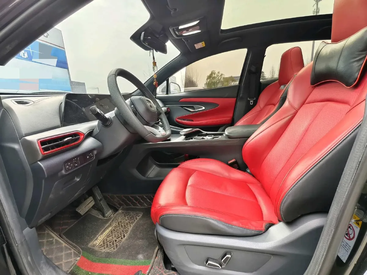 2020 ChangAn UNI-T 1.5T 180HP L4 7DCT,autocango,china used car exporter,china ev exporter,chinese used car exporter,chinese used ev exporter