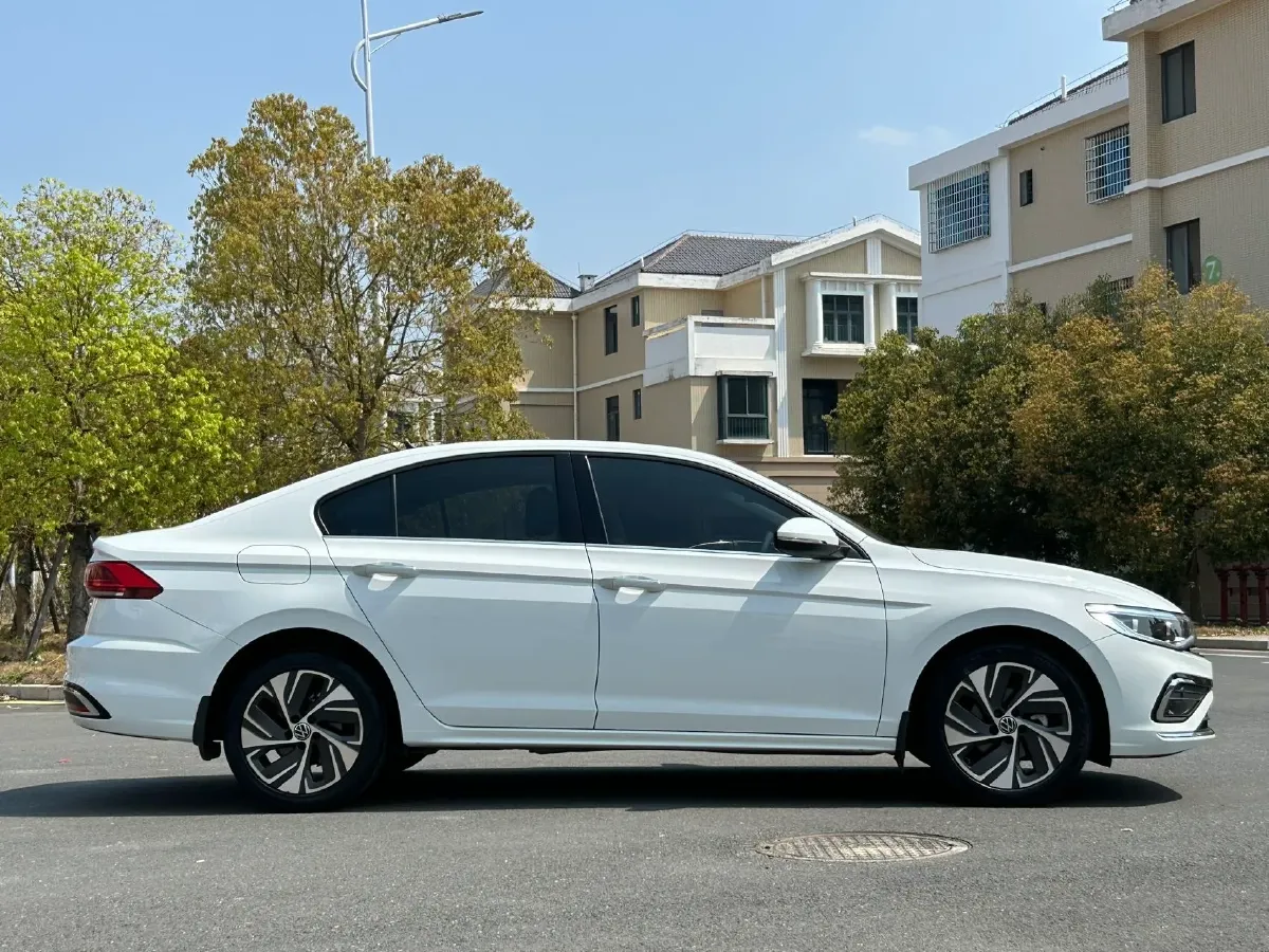 2023 Volkswagen Bora 1.2T 116HP L4 7DCT,autocango,china used car exporter,china ev exporter,chinese used car exporter,chinese used ev exporter