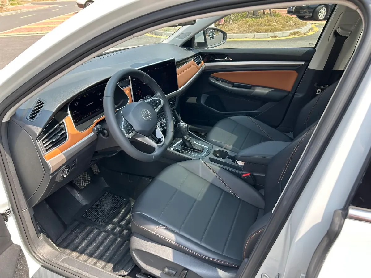 2023 Volkswagen Bora 1.2T 116HP L4 7DCT,autocango,china used car exporter,china ev exporter,chinese used car exporter,chinese used ev exporter