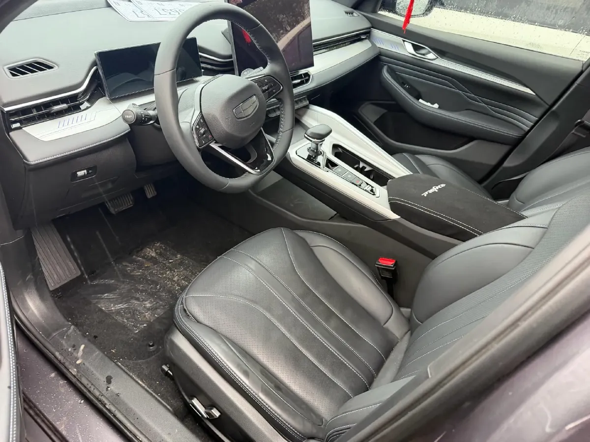 2025 Geely Preface 1.5T 181HP L4 7DCT,autocango,china used car exporter,china ev exporter,chinese used car exporter,chinese used ev exporter
