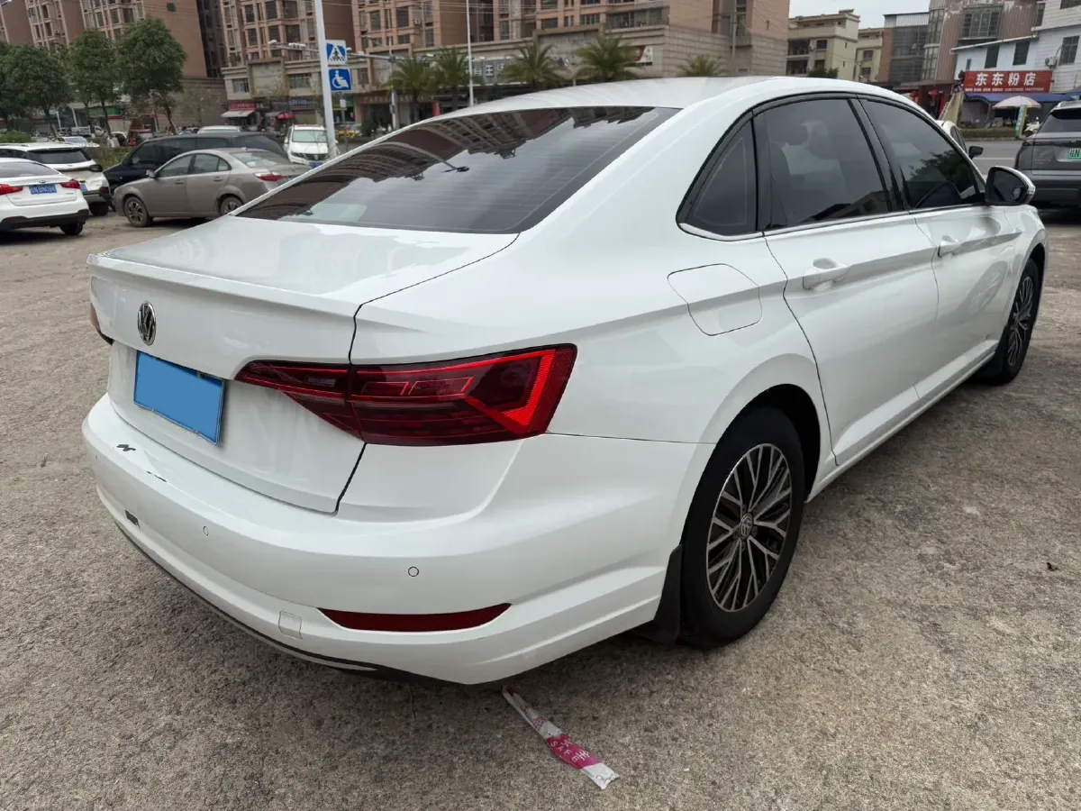 2019 Jeep Renegade 1.3T 173HP L4 7DCT,autocango,china used car exporter,china ev exporter,chinese used car exporter,chinese used ev exporter