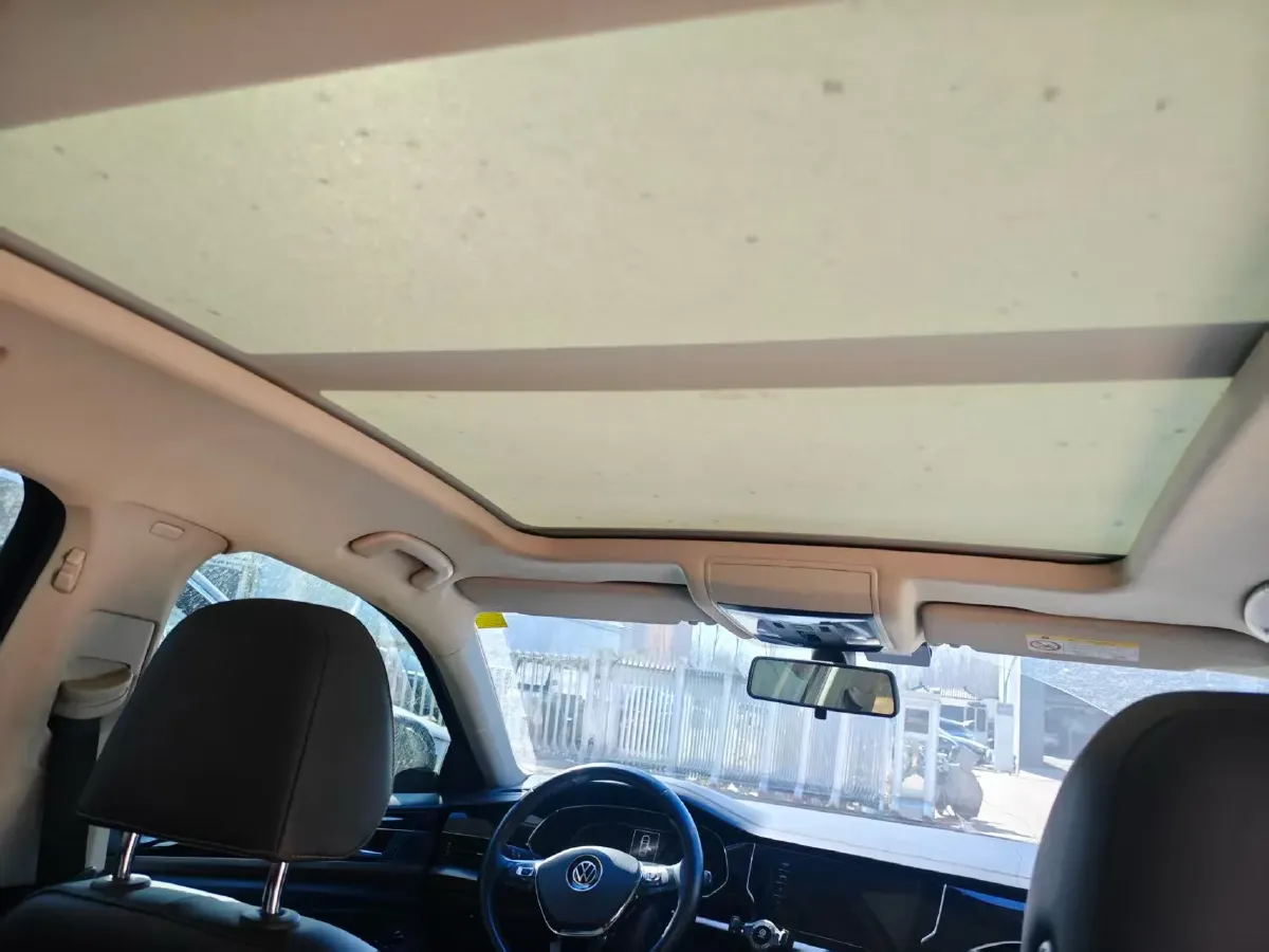 2021 Volkswagen Passat 2.0T 186HP L4 7DCT,autocango,china used car exporter,china ev exporter,chinese used car exporter,chinese used ev exporter