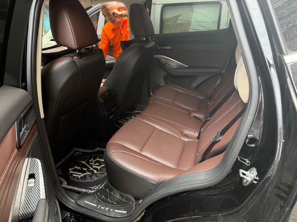 2021 WEY VV6 2.0T 227HP L4 7DCT,autocango,china used car exporter,china ev exporter,chinese used car exporter,chinese used ev exporter