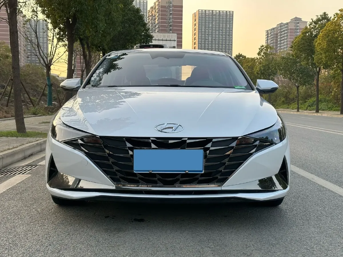 2022 Hyundai Elantra 1.5L 115HP L4 CVT,autocango,china used car exporter,china ev exporter,chinese used car exporter,chinese used ev exporter