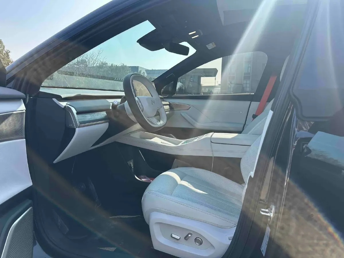 2024 ONVO L60 BEV 60KWH,autocango,china used car exporter,china ev exporter,chinese used car exporter,chinese used ev exporter