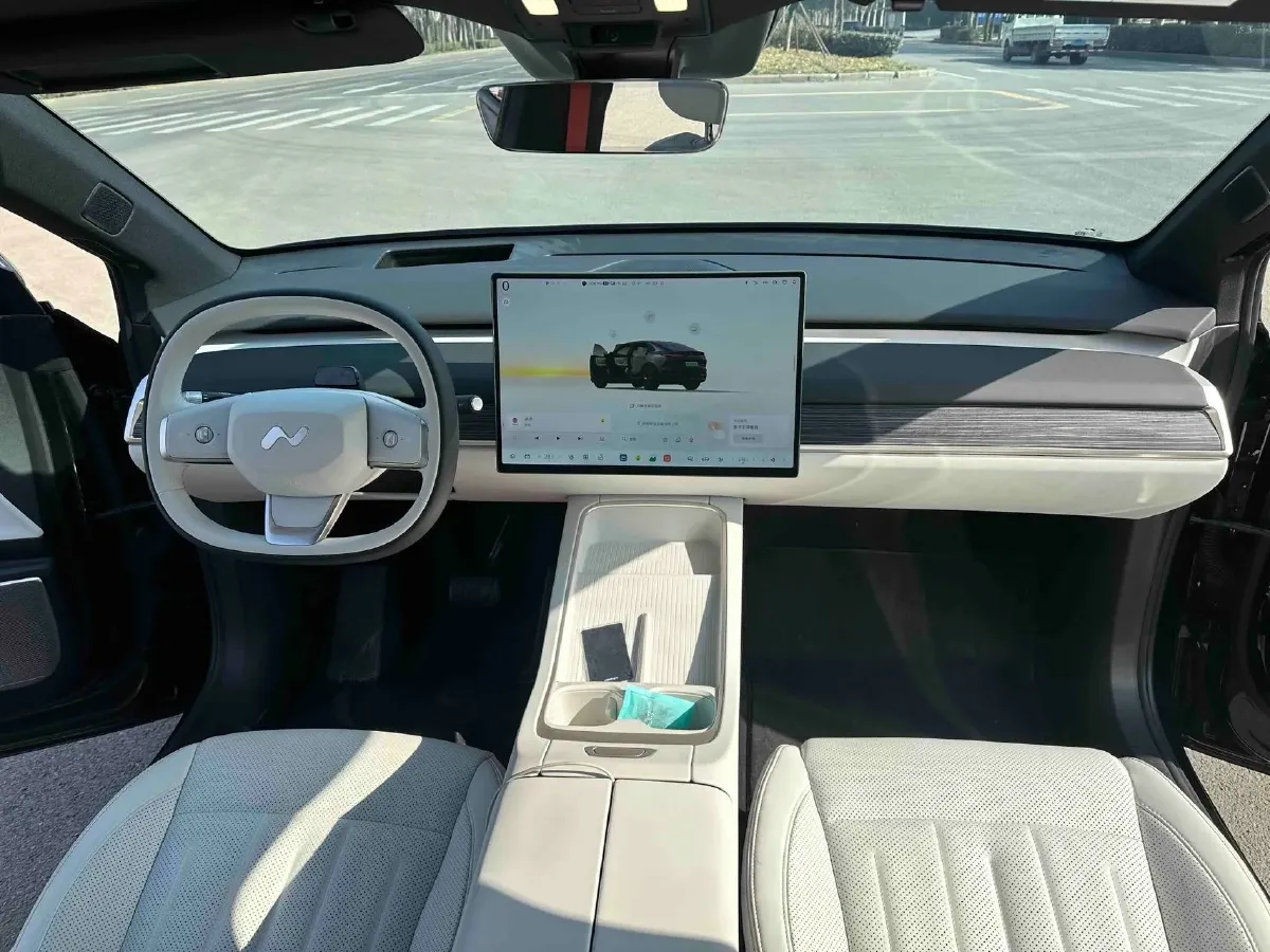 2024 ONVO L60 BEV 60KWH,autocango,china used car exporter,china ev exporter,chinese used car exporter,chinese used ev exporter