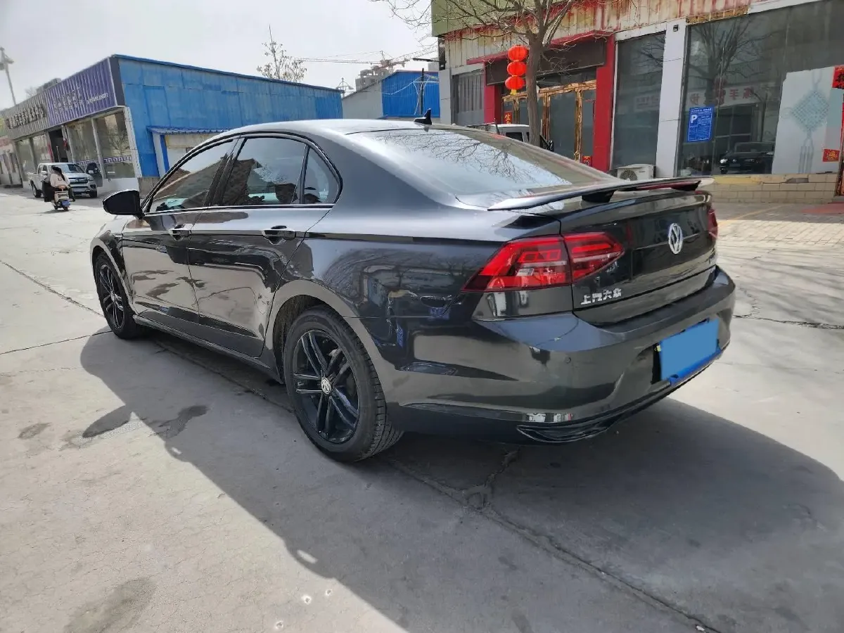 2021 Volkswagen T-Roc 1.4T 150HP L4 7DCT,autocango,china used car exporter,china ev exporter,chinese used car exporter,chinese used ev exporter