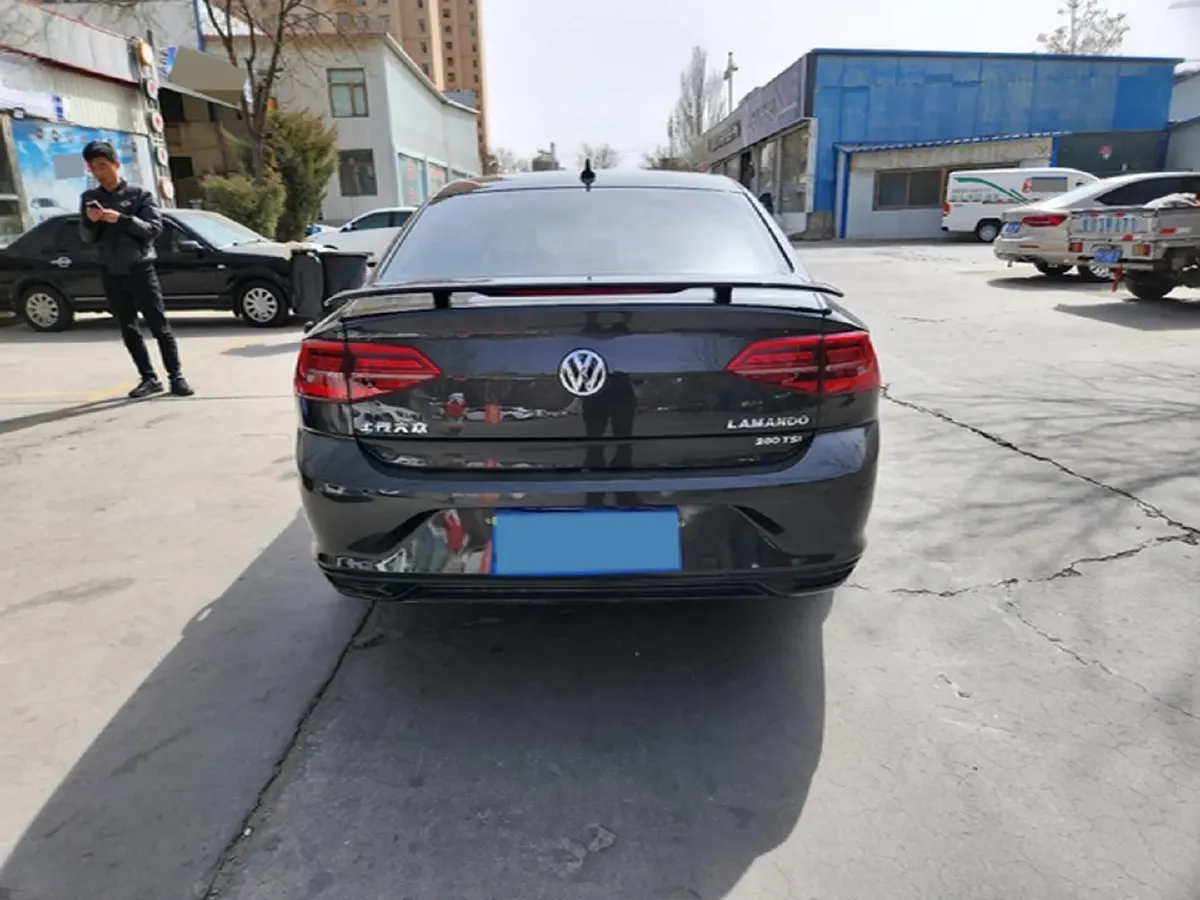2021 Volkswagen T-Roc 1.4T 150HP L4 7DCT,autocango,china used car exporter,china ev exporter,chinese used car exporter,chinese used ev exporter