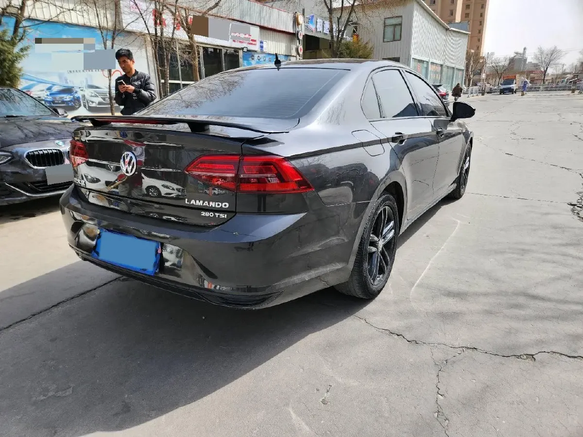 2021 Volkswagen T-Roc 1.4T 150HP L4 7DCT,autocango,china used car exporter,china ev exporter,chinese used car exporter,chinese used ev exporter