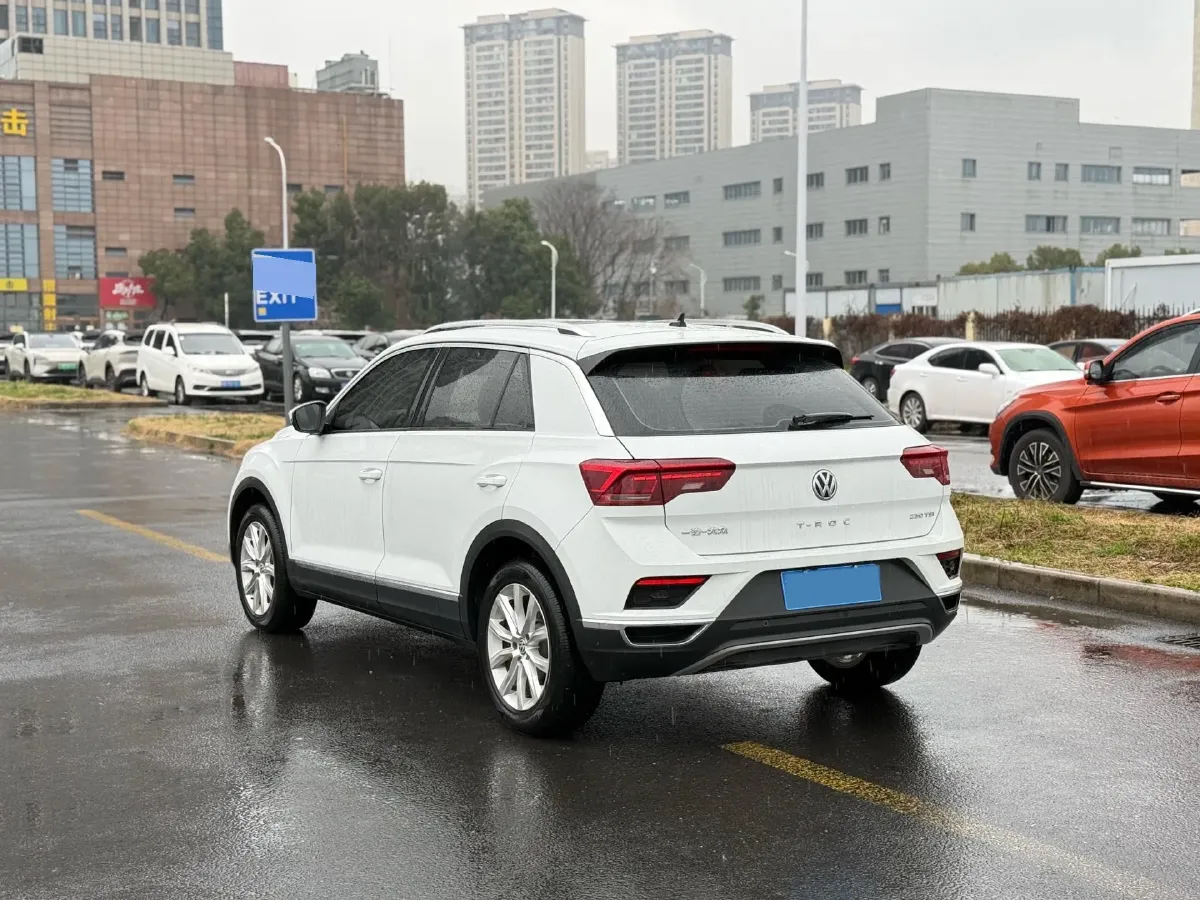 2019 Volkswagen T-Roc 1.4T 131HP L4 7DCT,autocango,china used car exporter,china ev exporter,chinese used car exporter,chinese used ev exporter