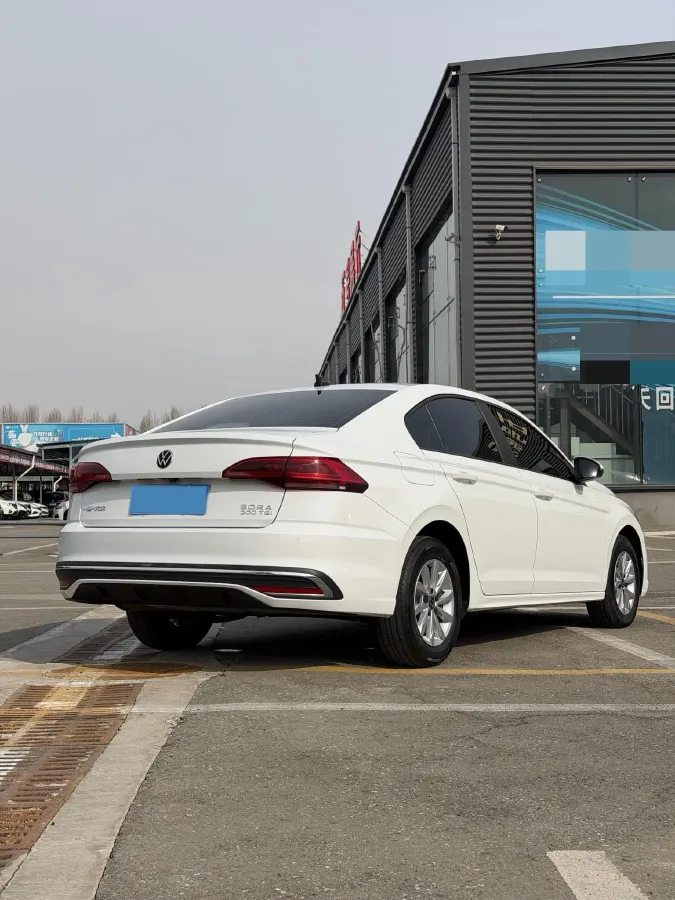 2023 Volkswagen Bora 1.2T 116HP L4 7DCT,autocango,china used car exporter,china ev exporter,chinese used car exporter,chinese used ev exporter
