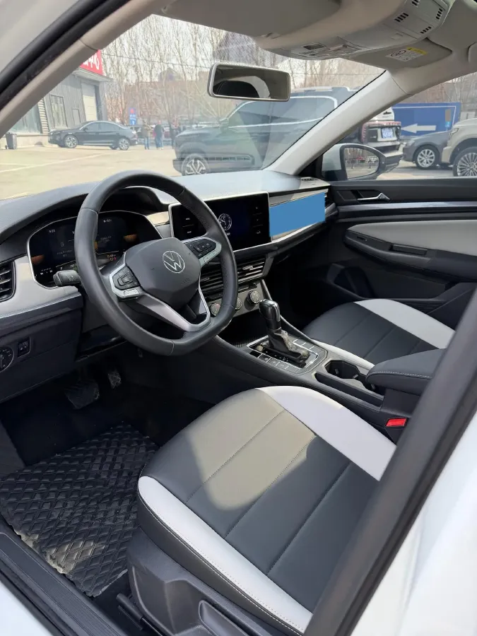 2023 Volkswagen Bora 1.2T 116HP L4 7DCT,autocango,china used car exporter,china ev exporter,chinese used car exporter,chinese used ev exporter