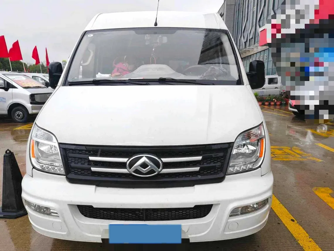 2021 MAXUS XinTu V80 2.0T 127HP L4 6MT,autocango,china used car exporter,china ev exporter,chinese used car exporter,chinese used ev exporter