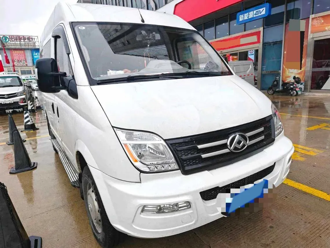 2021 MAXUS XinTu V80 2.0T 127HP L4 6MT,autocango,china used car exporter,china ev exporter,chinese used car exporter,chinese used ev exporter