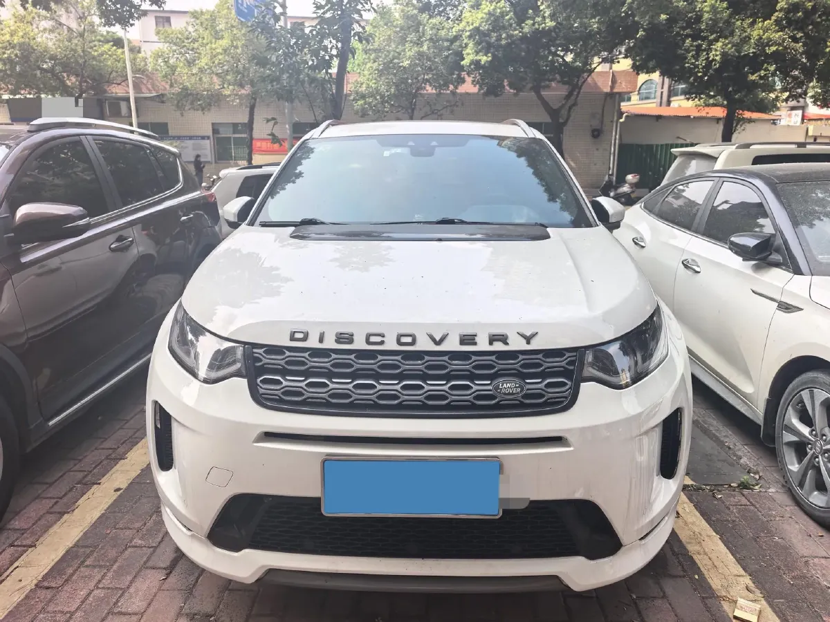 2020 Land Rover Discovery Sport 2.0T 249HP L4 9AT,autocango,china used car exporter,china ev exporter,chinese used car exporter,chinese used ev exporter