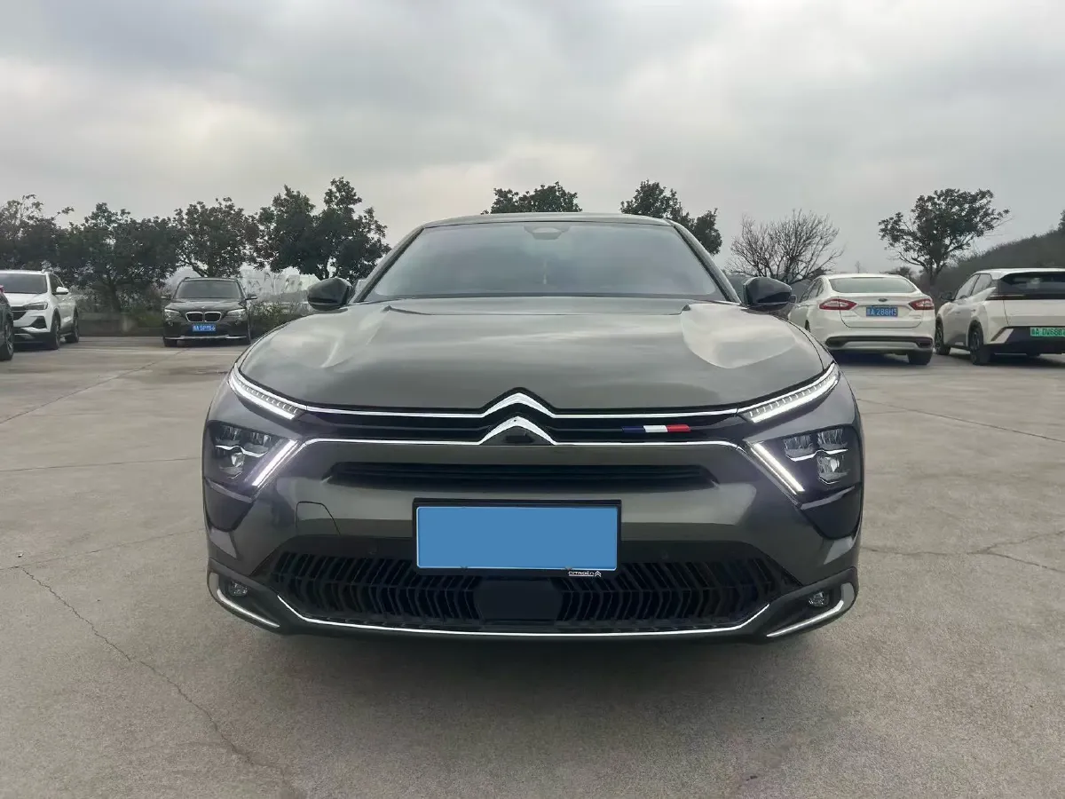 2021 Citroen C5 X 1.6T 175HP L4 8AT,autocango,china used car exporter,china ev exporter,chinese used car exporter,chinese used ev exporter