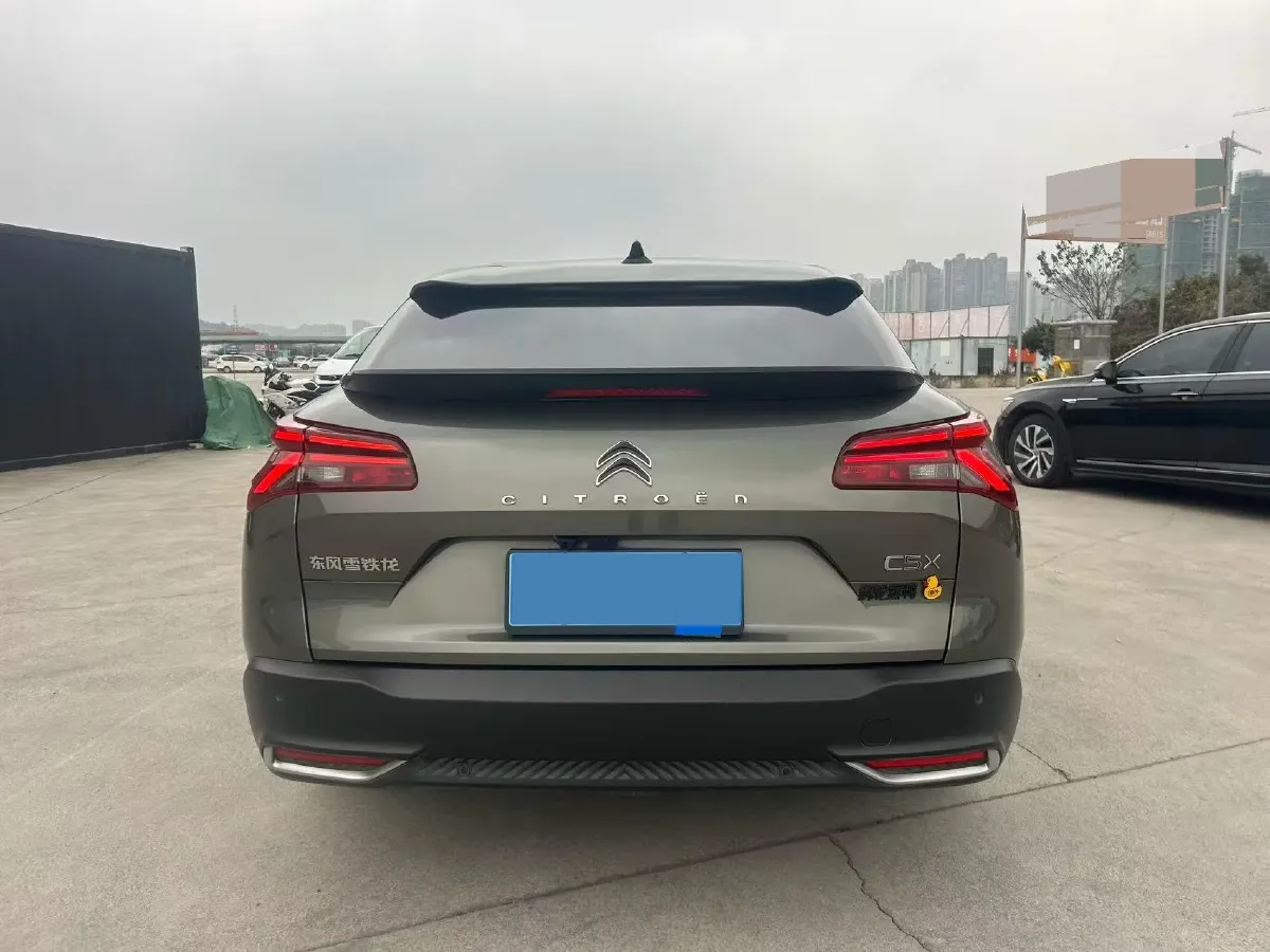 2021 Citroen C5 X 1.6T 175HP L4 8AT,autocango,china used car exporter,china ev exporter,chinese used car exporter,chinese used ev exporter