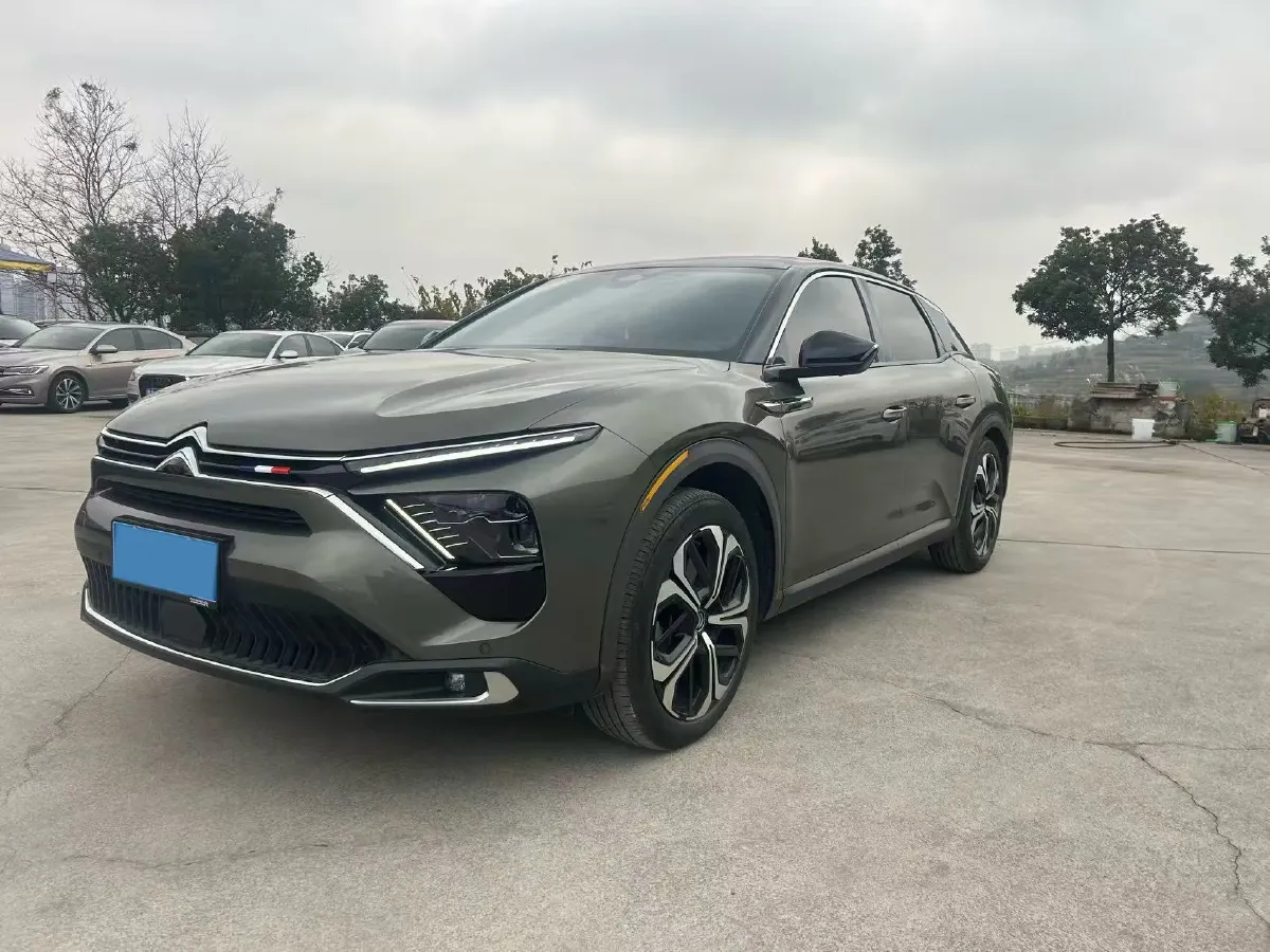 2021 Citroen C5 X 1.6T 175HP L4 8AT,autocango,china used car exporter,china ev exporter,chinese used car exporter,chinese used ev exporter