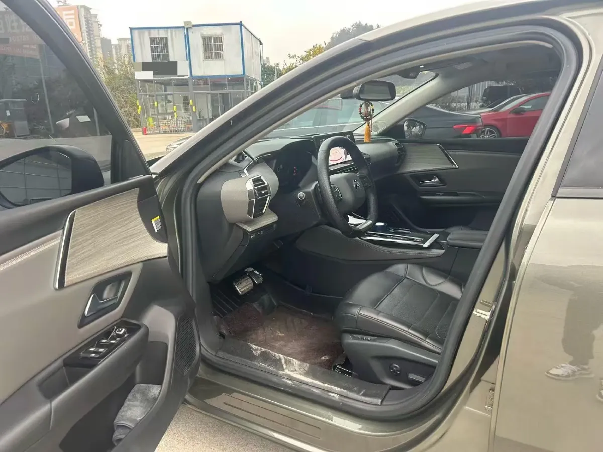 2021 Citroen C5 X 1.6T 175HP L4 8AT,autocango,china used car exporter,china ev exporter,chinese used car exporter,chinese used ev exporter