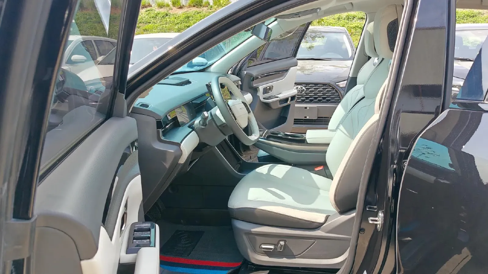 2022 Jetour DASHING 1.6T 197HP L4 7DCT,autocango,china used car exporter,china ev exporter,chinese used car exporter,chinese used ev exporter