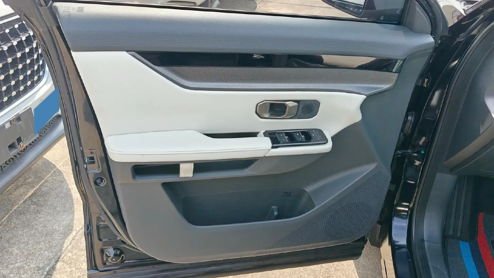 2022 Jetour DASHING 1.6T 197HP L4 7DCT,autocango,china used car exporter,china ev exporter,chinese used car exporter,chinese used ev exporter