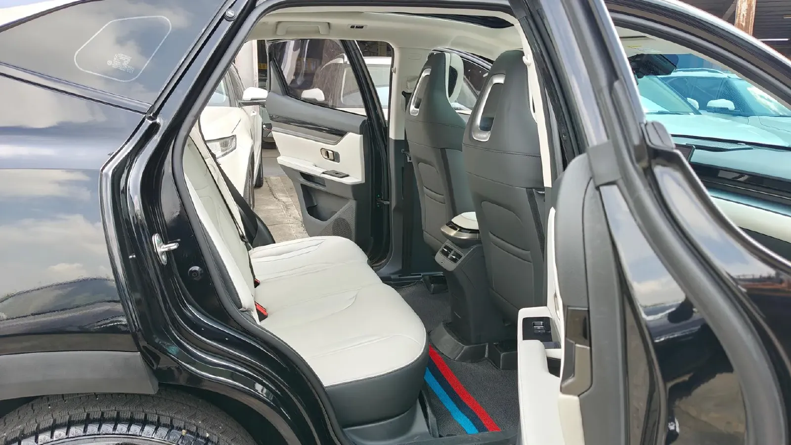 2022 Jetour DASHING 1.6T 197HP L4 7DCT,autocango,china used car exporter,china ev exporter,chinese used car exporter,chinese used ev exporter