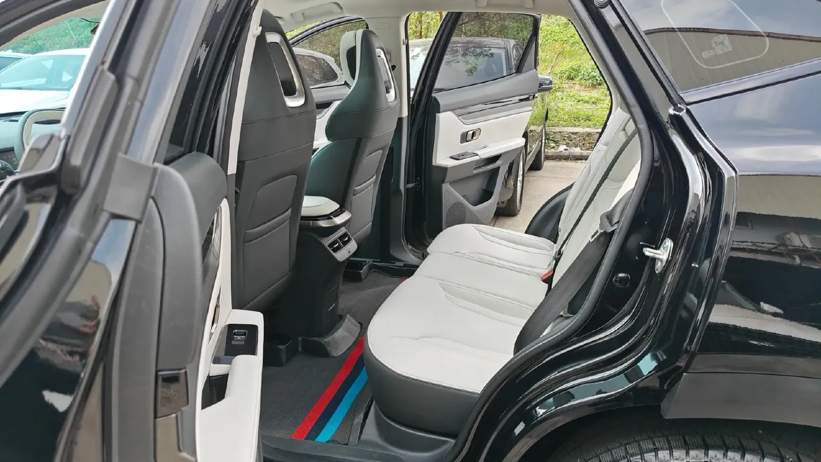 2022 Jetour DASHING 1.6T 197HP L4 7DCT,autocango,china used car exporter,china ev exporter,chinese used car exporter,chinese used ev exporter