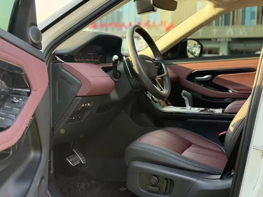 2023 Land Rover Range Rover Evoque 1.5T 200HP L3 8AT PHEV 15.5KWH,autocango,china used car exporter,china ev exporter,chinese used car exporter,chinese used ev exporter