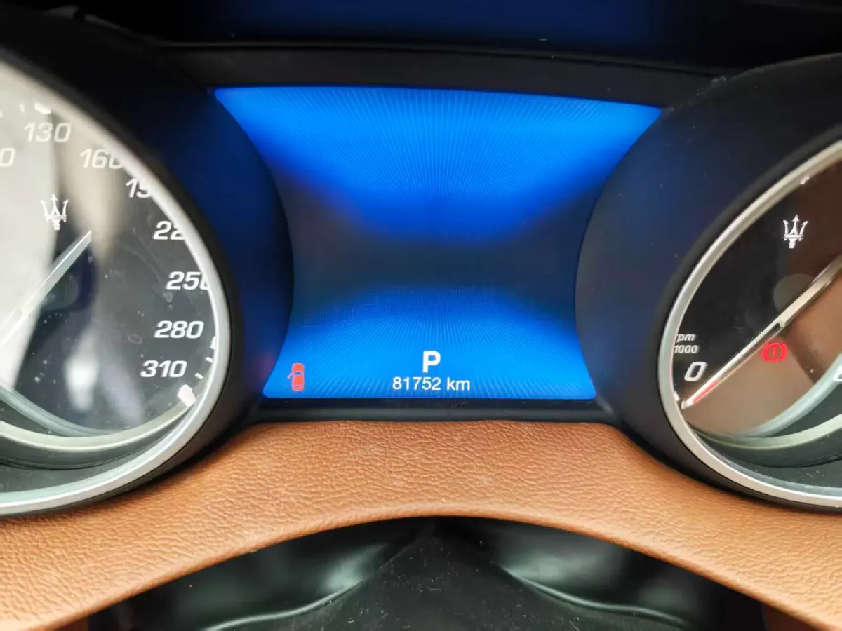 2018 Jaguar XJ 3.0T 340HP V6 8AT,autocango,china used car exporter,china ev exporter,chinese used car exporter,chinese used ev exporter