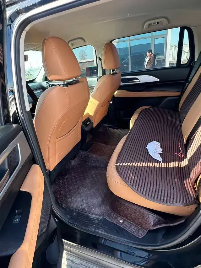 2023 Haval H5 2.0T 224HP L4 8AT,autocango,china used car exporter,china ev exporter,chinese used car exporter,chinese used ev exporter