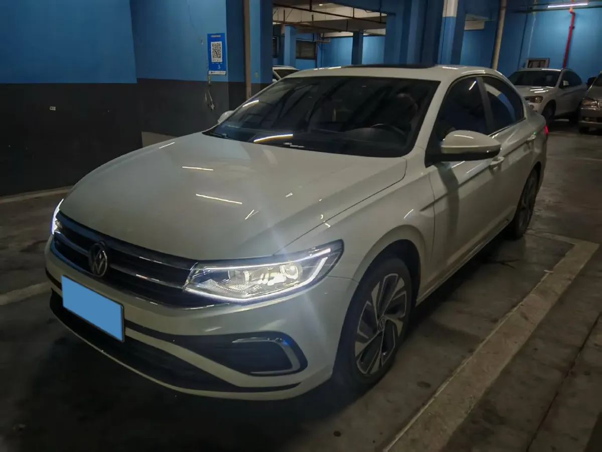 2025 Volkswagen Bora 1.2T 116HP L4 7DCT,autocango,china used car exporter,china ev exporter,chinese used car exporter,chinese used ev exporter